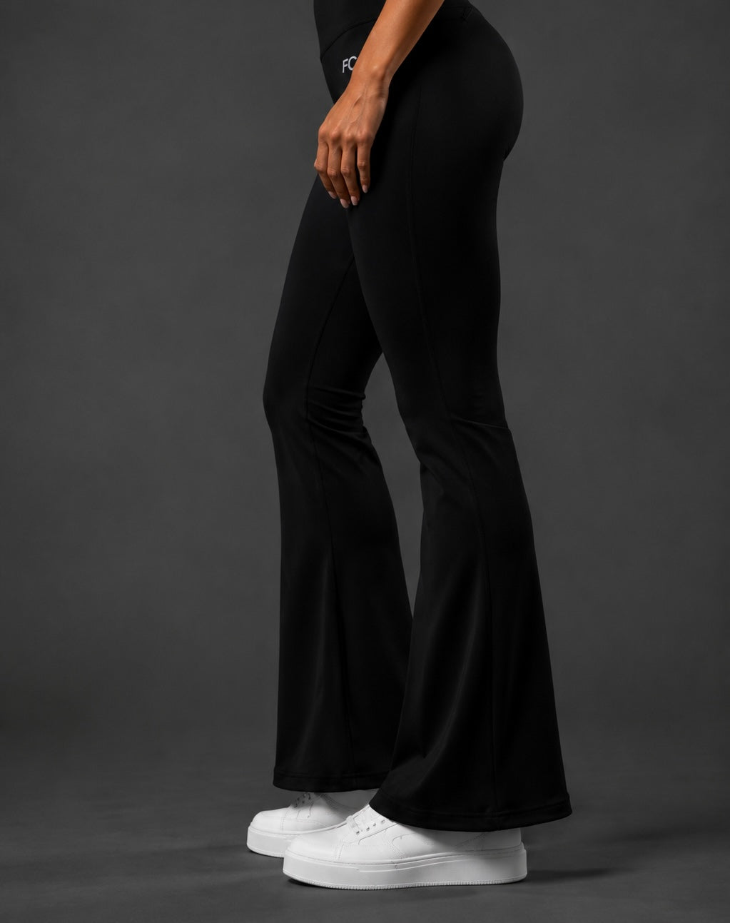 FlexCore Eclipse Flare Leggings